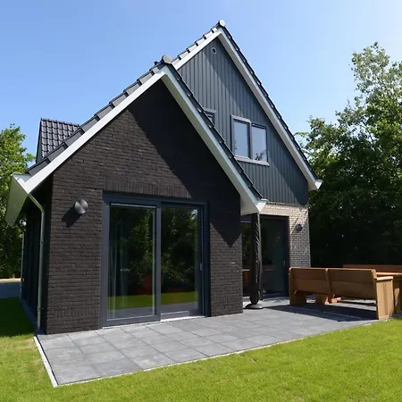 Villa Beautiful Luxurious Situated In