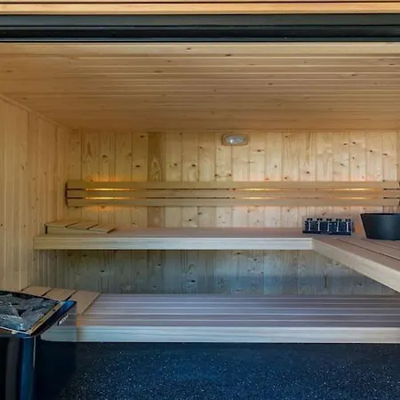 Villa Beautiful Luxurious Situated In