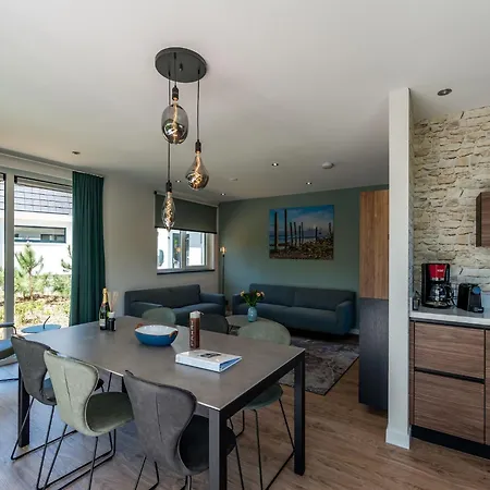 Villa Beautiful Luxurious Situated In