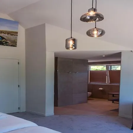 Vila Beautiful Luxurious Situated In *